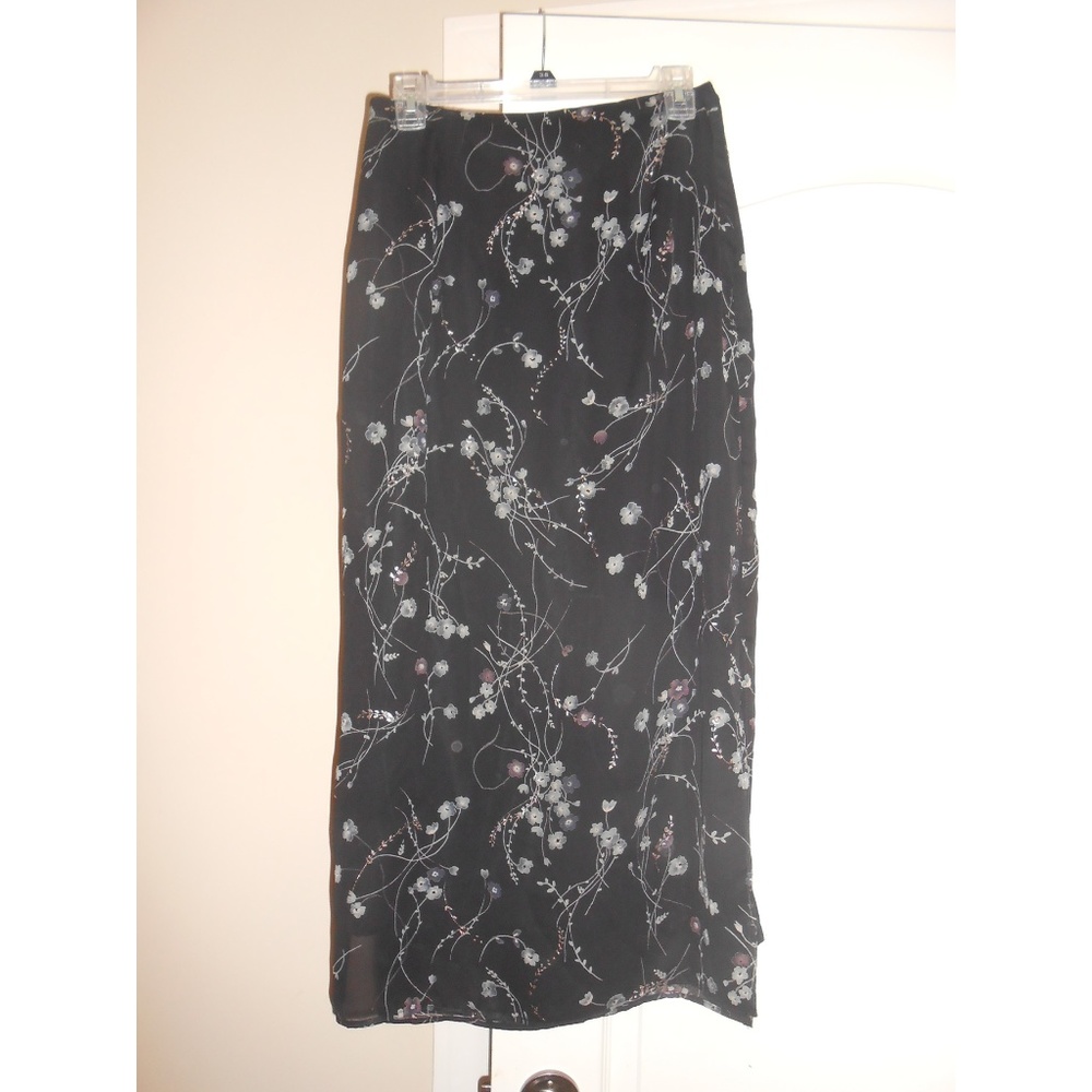Flowered Maxi Skirt - Picture 1 of 6